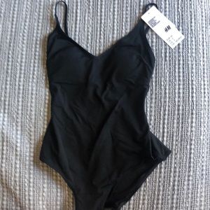 NWT H&M size 34/2 Black One Piece swimsuit